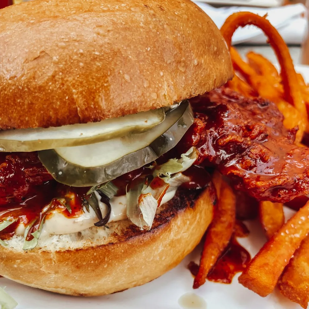 Bbq Pulled Pork — plant-based or original dish photo