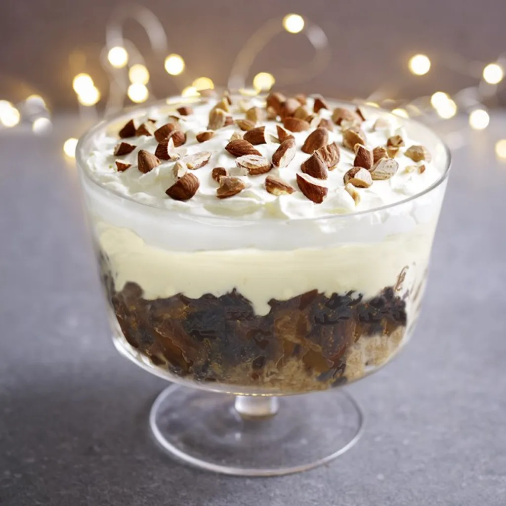 Christmas Pudding — plant-based or original dish photo
